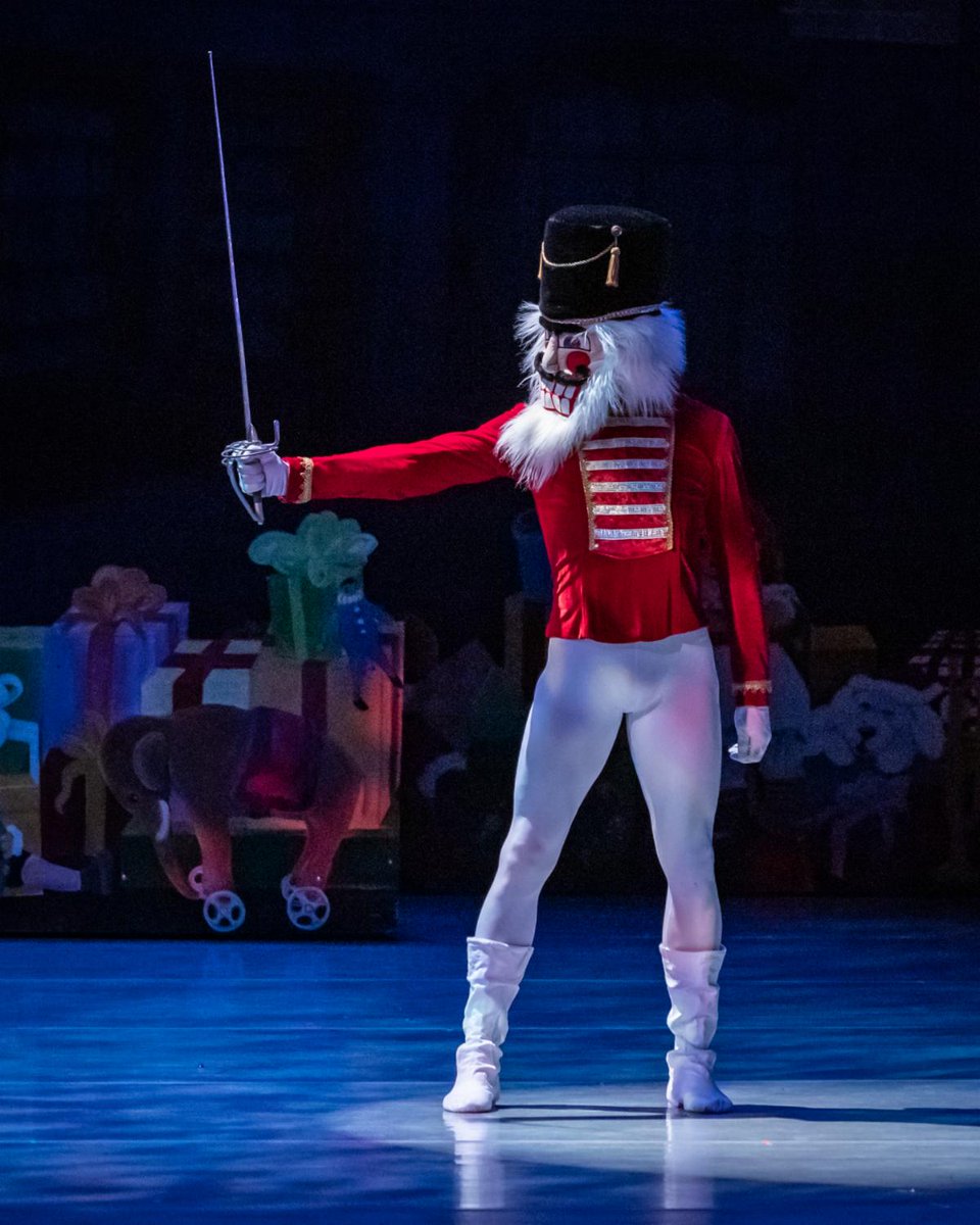 4 days left to get your tickets to The Nutcracker!  Read all about the Afterglow at Stompbox! 
conta.cc/3GhXUnM