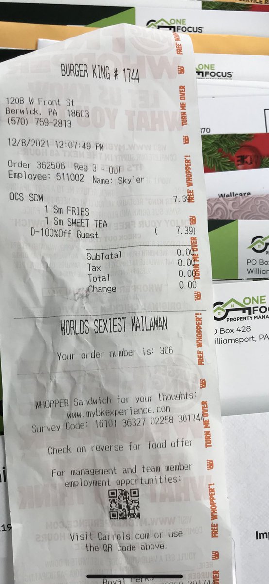 jocelynnnx0's tweet photo. My dads real life receipt from Burger King …. Free lunch for being “worlds sexiest mailman” #coolflex ? https://t.co/NwVXISwEzb