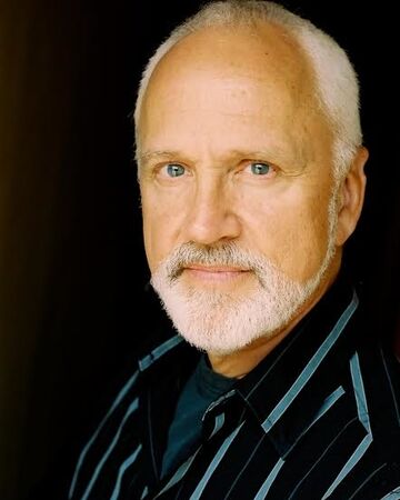 Happy birthday to John Rubinstein, the voice of Jean Descole! 