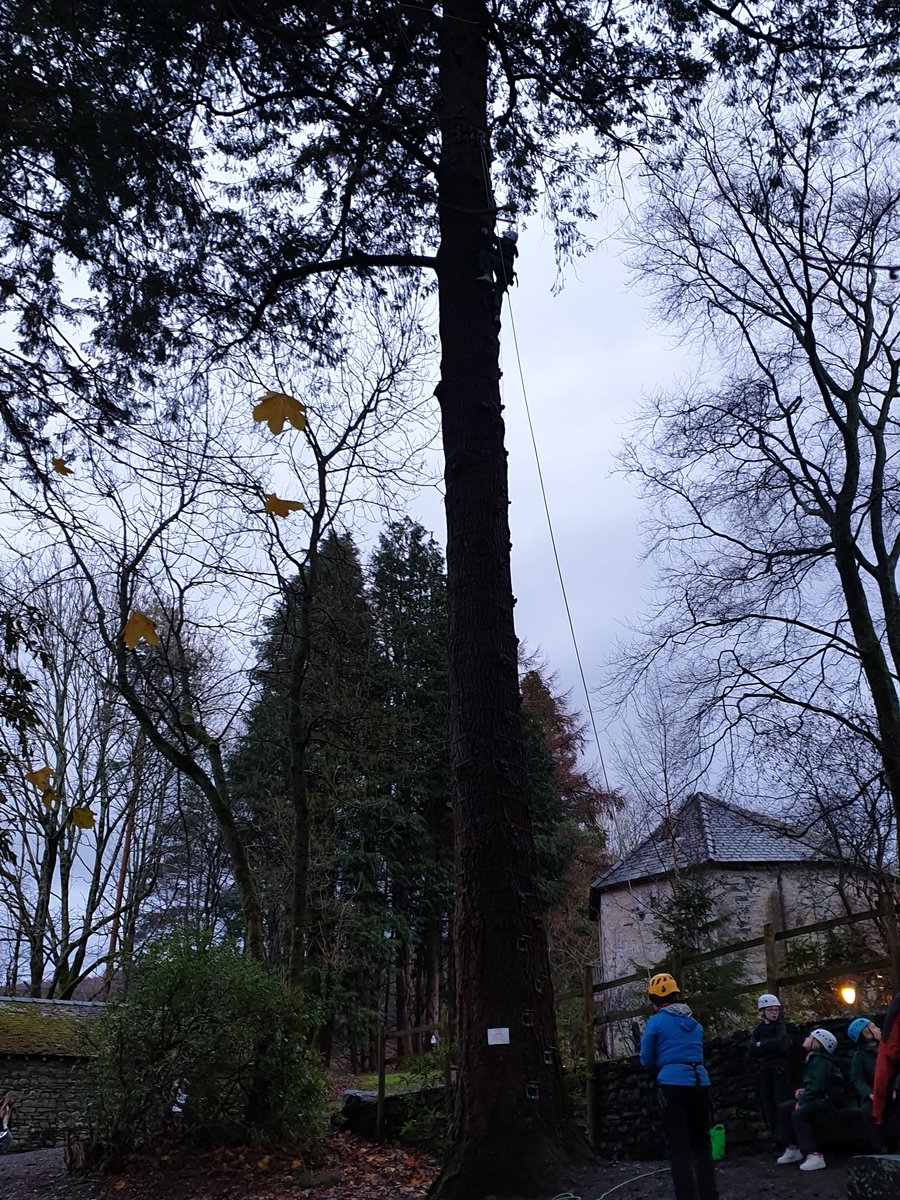 Spot the child! Lots of brave children today! <a href="/simonsideschool/">Simonside Primary</a> @ThurstonOEC <a href="/HsmithHazel/">MrsHSmith</a>