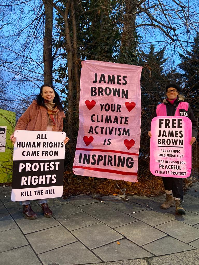 As <a href="/alicebr47249832/">James Brown</a> waits to be reunited with her dad. #ExtinctionRebellion is inspired, honoured, and grateful for James and his sacrifice for #ClimateAction.

Politicians try to silence protest, we show love and defend the #RightToProtest.

#BeMoreJamesBrown #KillTheBill