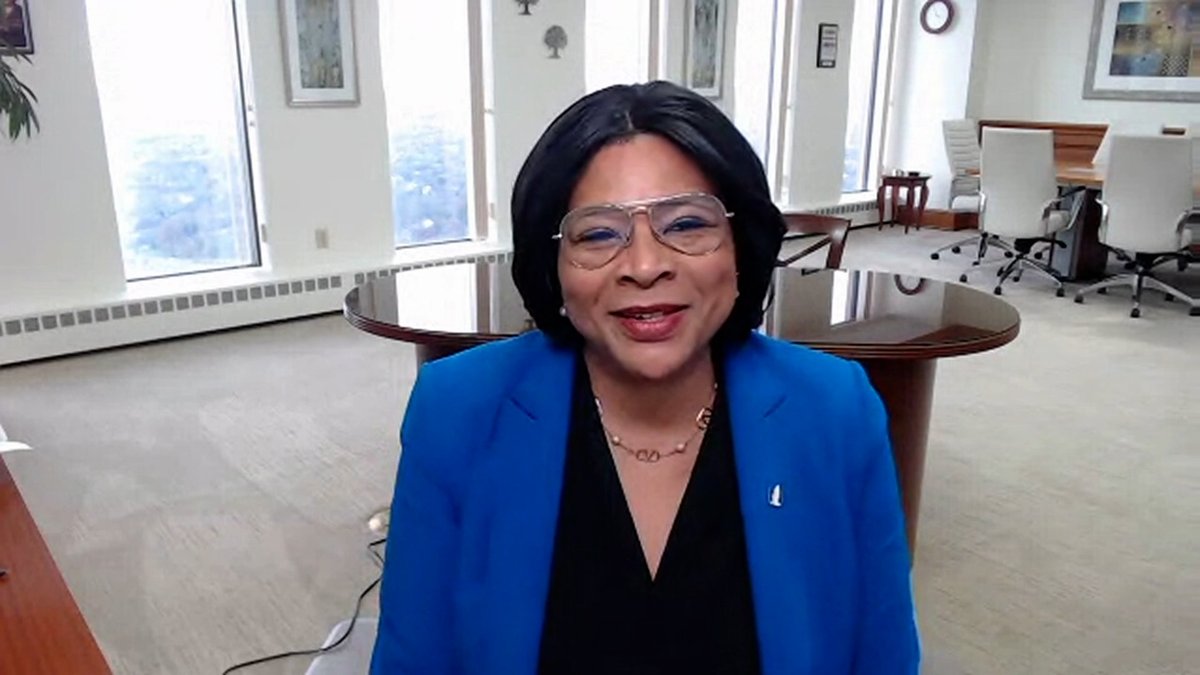 CatalystInc's tweet photo. "Associates want companies to do more...expanding the role of a corporation is good for helping solve societal problems."

—Vinita Clements of @Nationwide on the role of organizations to support communities and #SocialJustice. #RealTalkByCatalyst https://t.co/DudOgmmmS5