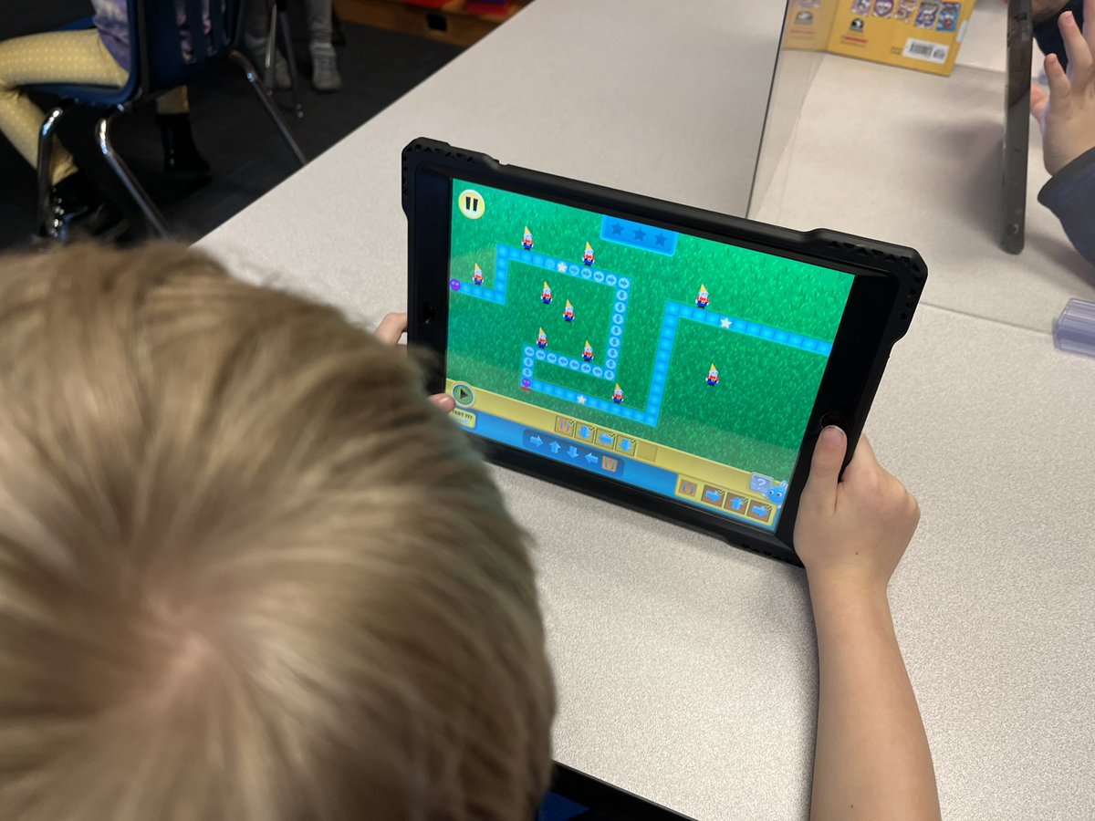 mrs_rubeck's tweet photo. #HourofCode2021 with @gotynker @kodable @hopsterTV Coding Safari, and @codeorg. Same are having a blast! @BOEwarriors #csedweek2021 #wcpsmdcodes https://t.co/vT0jHjNvUn