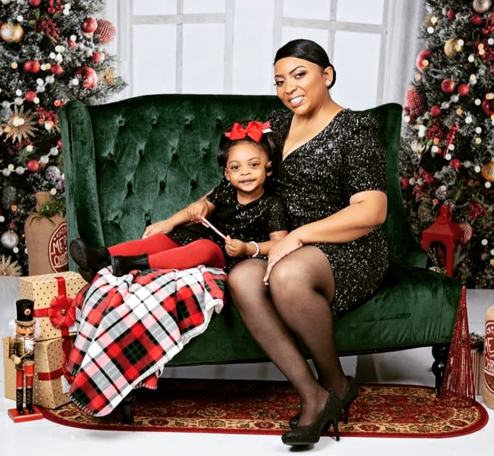 P_Chavers's tweet image. My favorite time of year🎄❤️