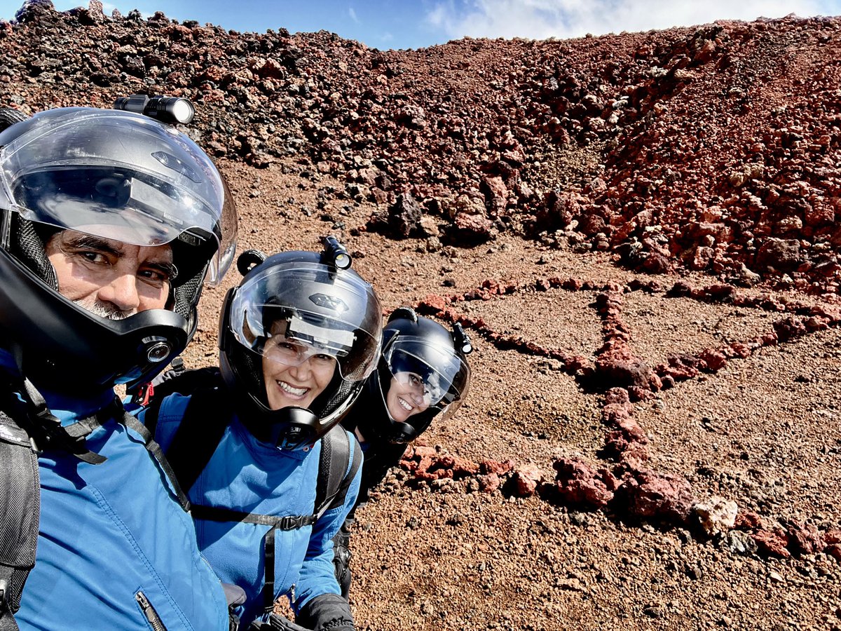 Limited water, energy, food. We bonded and focused on protecting our scarce resources. There are a lot of sustainable practices that @henkrogers <a href="/AmandaEllisGEM/">Amanda Ellis 🌍</a> Melanie and I used as a community during our Mars simulation that can easily be applied daily here on earth <a href="/Benioff/">Marc Benioff</a>