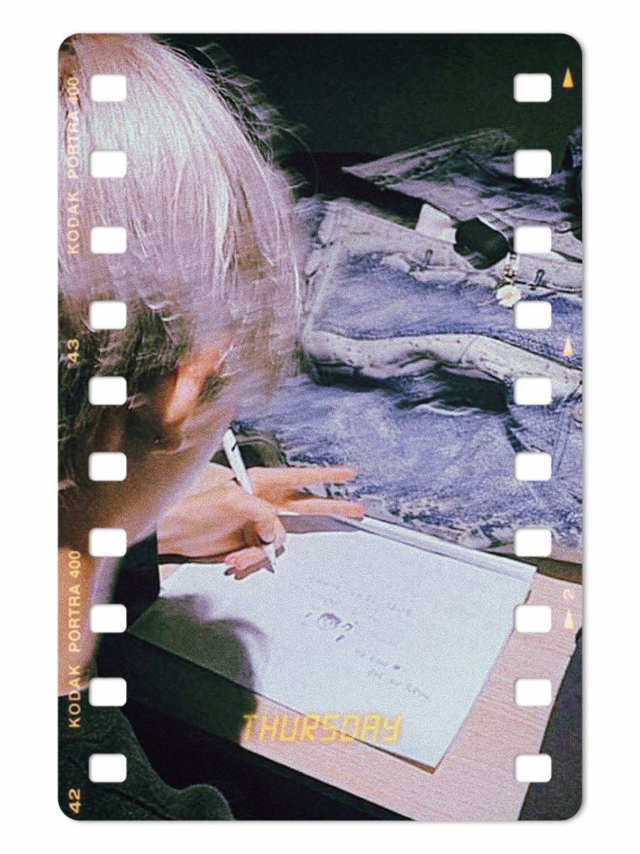 e_nguin's tweet photo. @ENHYPEN_members
Happy birthday our precious maknae!!
You're such a bright light to this world. 💖✨
I love you baby Riki! <3 please don't grow up too fast. 🥺
#LegendaRiKiSweet16
#운명을_타고난_주인공_NI_KI_생일
#祝16歳NI_KIくんが幸せでありますように https://t.co/OZ3tShcPBp