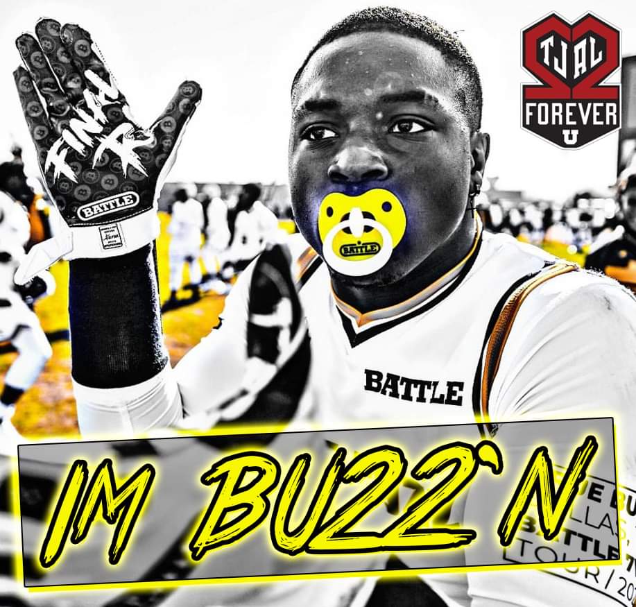 BuzzSportsTX's tweet photo. 🚨🚨 IT'S NOT TOO LATE!!🚨🚨

Tryout Sunday Dec. 12th 
Pinkston High School 
Registration Starts @ 12:30PM
Cost: $20
Limited Spots Available:
14U 
15U
18U ( Elite QB, Tall WRs, Speedy Slots, Elite DBs)

WHO'S NEXT TO POST THESE 🔥🔥 Edits??? #buzzgang #webuzzn #trusttheprocess https://t.co/YweE4gz7bw