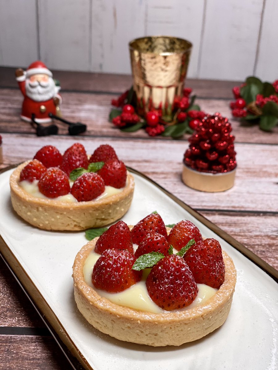 MeghnaFoodMagic's tweet photo. Found an alternative to make desserts with less sugar.. check out the new recipe video - Eggless Strawberry Custard Tarts. https://t.co/QLf5UsZcOL
Do participate in the recipe #contest and win vouchers from Sugarlite.
.
Love M #ChefMeghna #Desserts #sugarlite #tart #baking https://t.co/FRBPx1PZDR