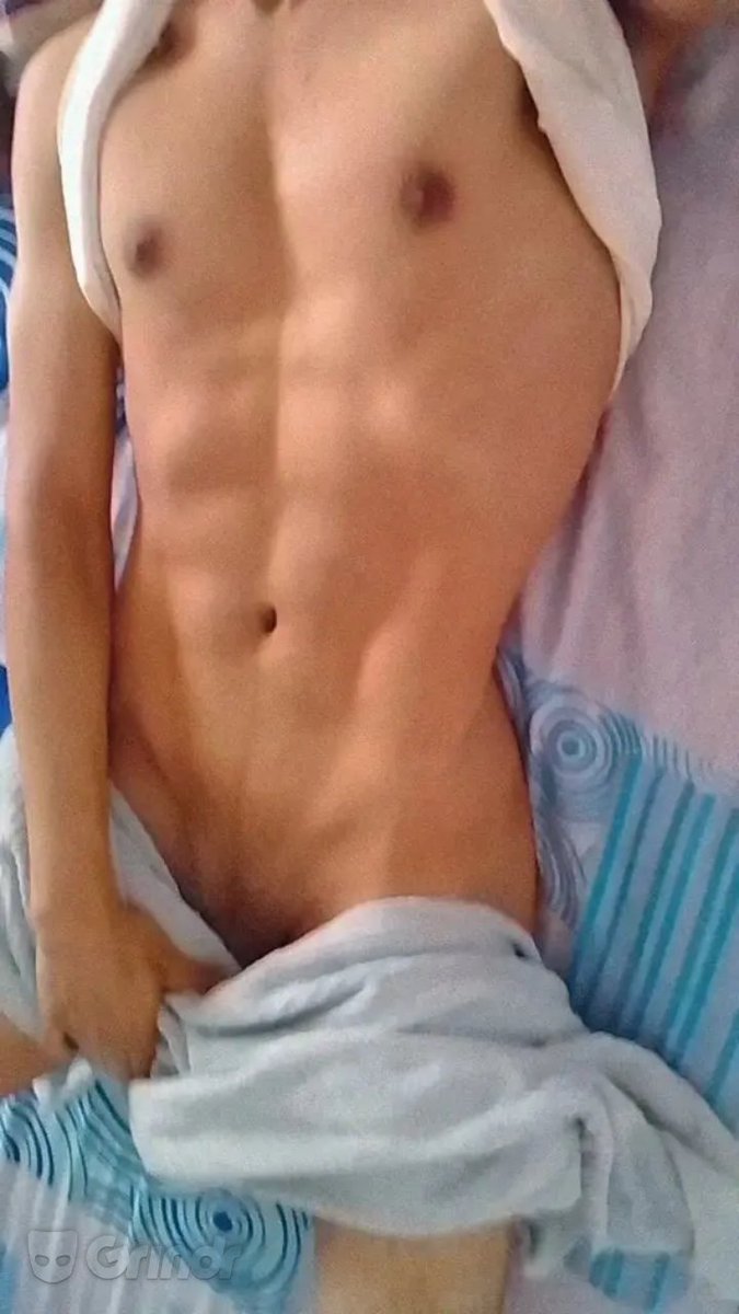 QueGuacala's tweet photo. Nos mandan esta foto!!!
🤤😈🤤😈
#teviengrindr #guacalaquerico #chiquipapi #gaylatin #Gaymedellin #gaycrusing #gaylokal https://t.co/jyXfU20HhI