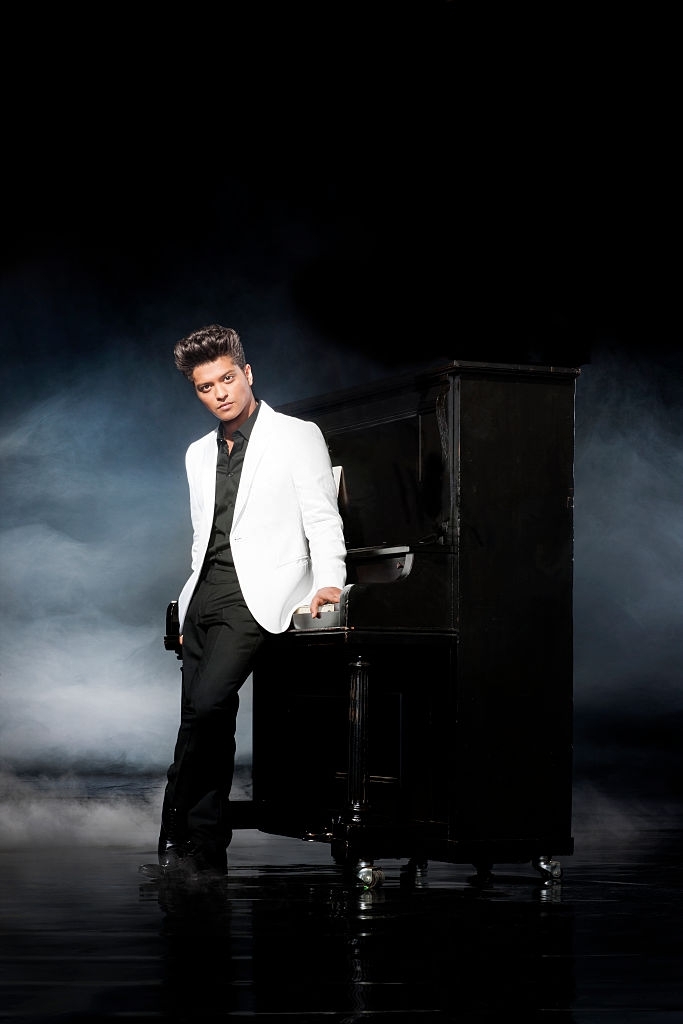 marschives's tweet photo. #MarsFlashback
๐ธ Bruno Mars featured on Playboy Magazine's 'April Sex and Music' March Issue (2012).
ยฉ Matthias Clamer, Playboy https://t.co/Hp5hPeIRDO