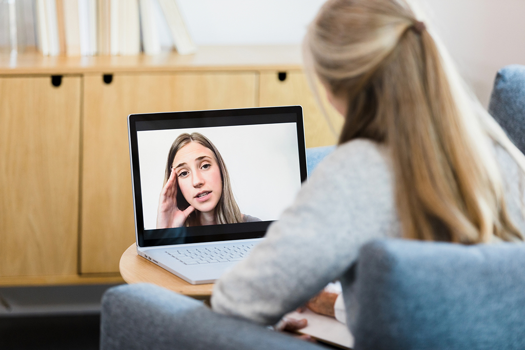 MMMnews's tweet photo. Verywell Mind issues mental health “state of the union” report: Despite concerns over finances and climate change — and, of course, COVID-19 — individuals are seeking help in greater numbers than before. https://t.co/qG6Rz6I3Ra #MentalHealth #Telehealth #Teletherapy @Verywell https://t.co/x1e3b1t6dX