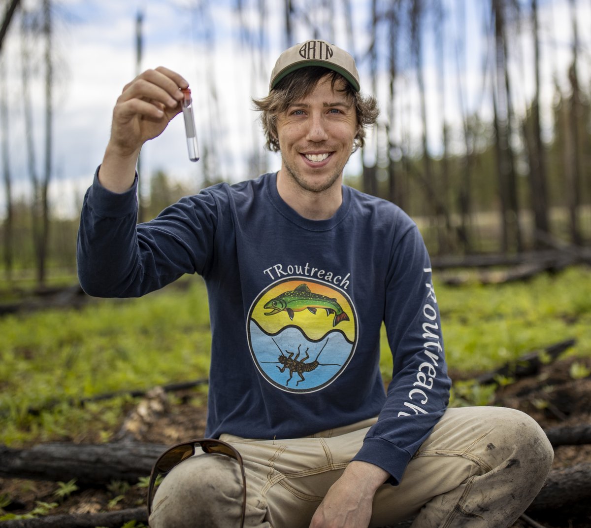 EntSocSK's tweet photo. Life after the fire: 
Entomology Graduate Student Aaron Bell is researching the beetles that inhabit recently burned areas. These 'pyrophilic' species seem to benefit from the sterilized egg-laying substrate the fire creates. 
Photo's by James Villneuve. https://t.co/iVo1XdOneh