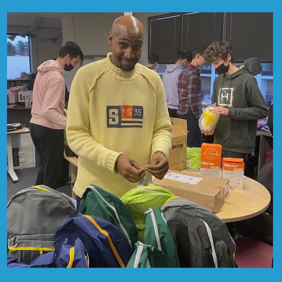 sowma's tweet photo. Oliver Vil, head basketball coach at @OAHSTigersports led his team to #sowma for a day of #communityservice! Asst. coaches Mike Rector and Drew Osei and the team completed the tall order of taking inventory to accommodate the growing number of students in need! TY Tigers! https://t.co/fZ2E6kEb3T