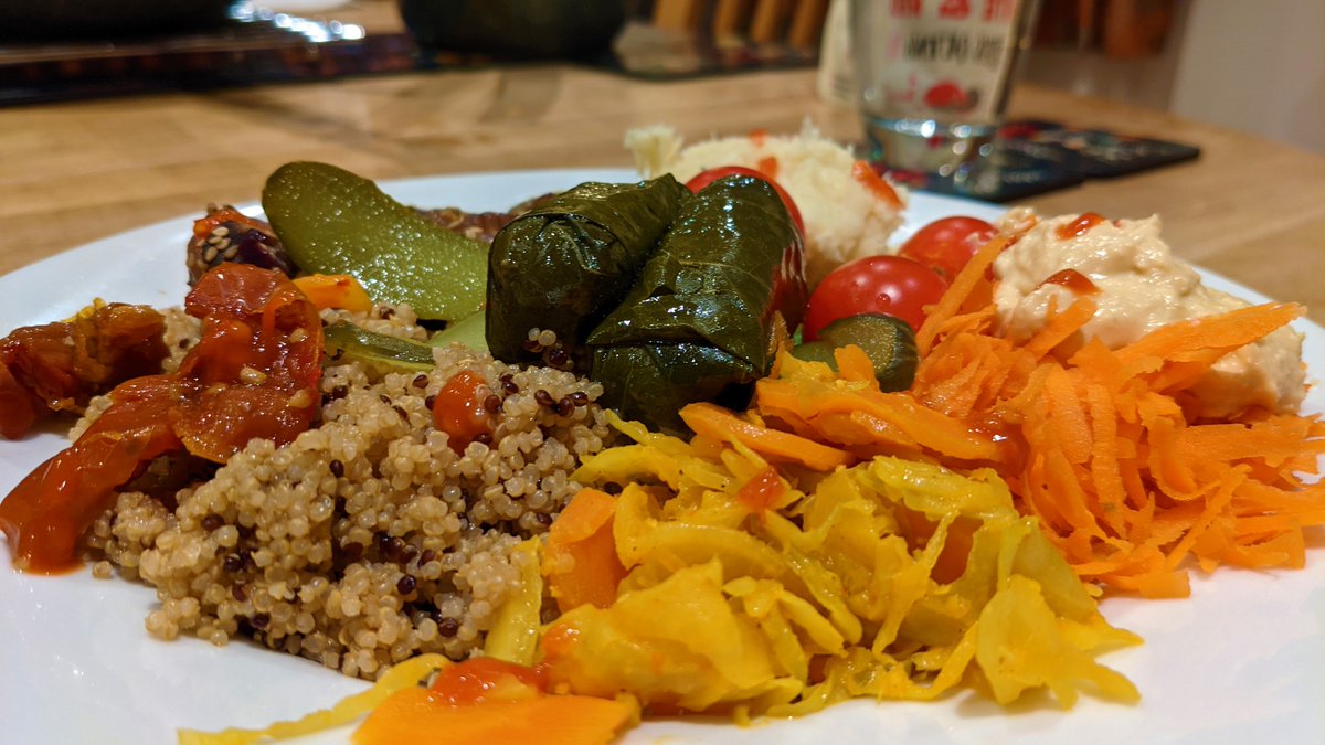 No name for this dish but its 😋😋 I can't believe @popeyeuk1 likes <a href="/Riverford/">Riverford</a>'s recipe for Parsnip Skordalia (looks like mash) 😋Lots of nutrition, antioxidants, iron, vitamins, minerals #Itseasy2bvegan #PlantPowered #Veganfoodshare #Crueltyfree #Veganfriendly 😋🌱🌻👍👌♥️😊😍