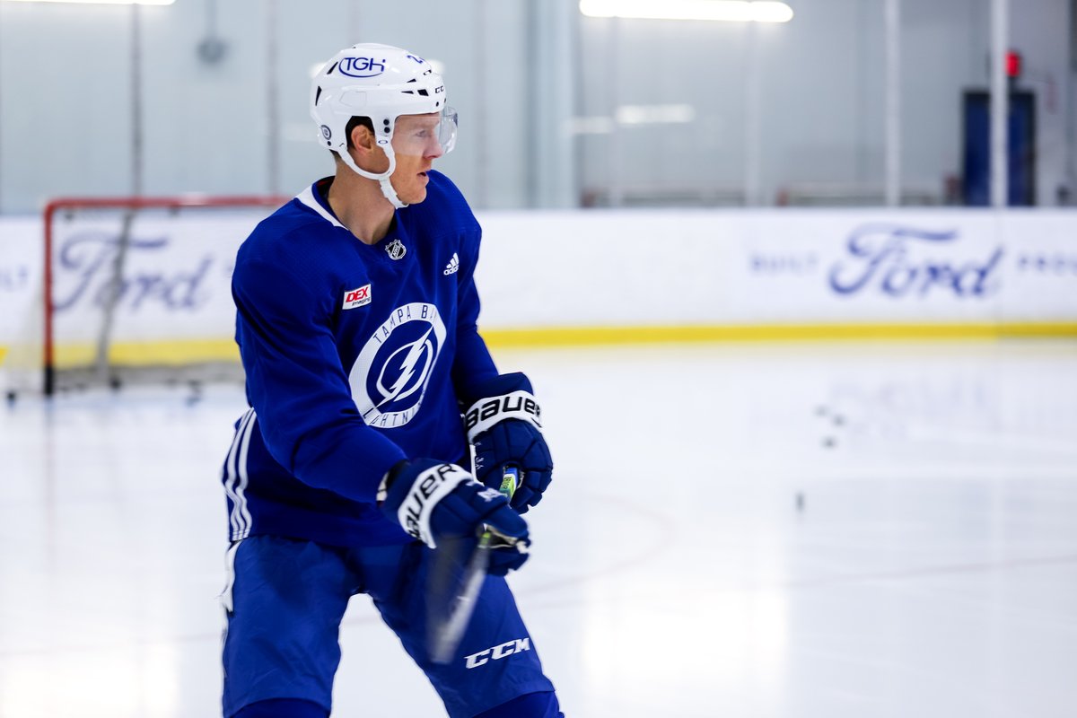 TBLightning's tweet photo. Welcome to the crew, @rileynash20! 👋 https://t.co/z6jb0Uk0hi