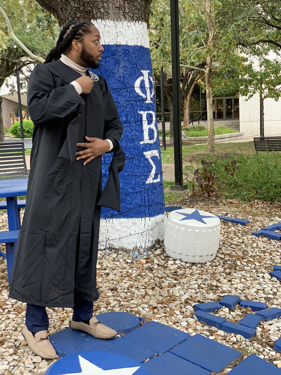 KansasBoy57's tweet photo. “Spoke some things into the universe and they appeared. I say it’s worth it, I don’t say it’s fair. Find yo purpose or you waistin’ air.” -Nipsey Hussle https://t.co/mKz9gxsVyB