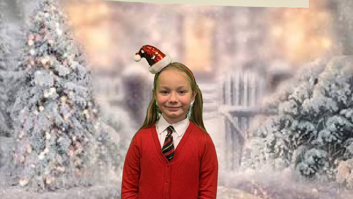 MissMcCreath's tweet photo. Primary 4 have been using green screen to make their Christmas crafts. Can’t wait to see their finish product. @stcuthbertsglas @stcuthbertspc https://t.co/A3mRskWtFL