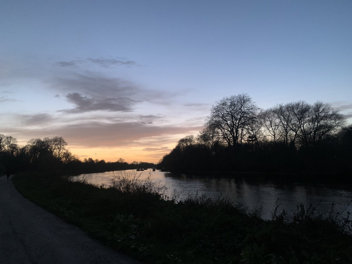 soul_hub's tweet photo. An evening @SoulWalk5 rebalances the mind, body and spirit https://t.co/nHRhvThh1s