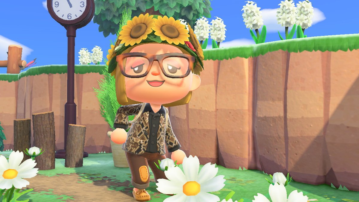 HighGardenACNH's tweet photo. Hebra me regaló esta chaqueta pitón! Muy tendencia #AnimalCrossing #ACNH #NintendoSwitch #fashion #animalcrossingisland #hebra https://t.co/8DsJngR0Zd
