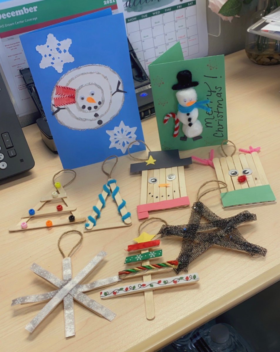 Next week, our team will be visiting with students in foster care to celebrate the winter holidays! Thank you to Alicia and Leisha in our office for putting together the ideas, materials, and directions to make these festive activities for our youth to do together! ❄️☃️🎄