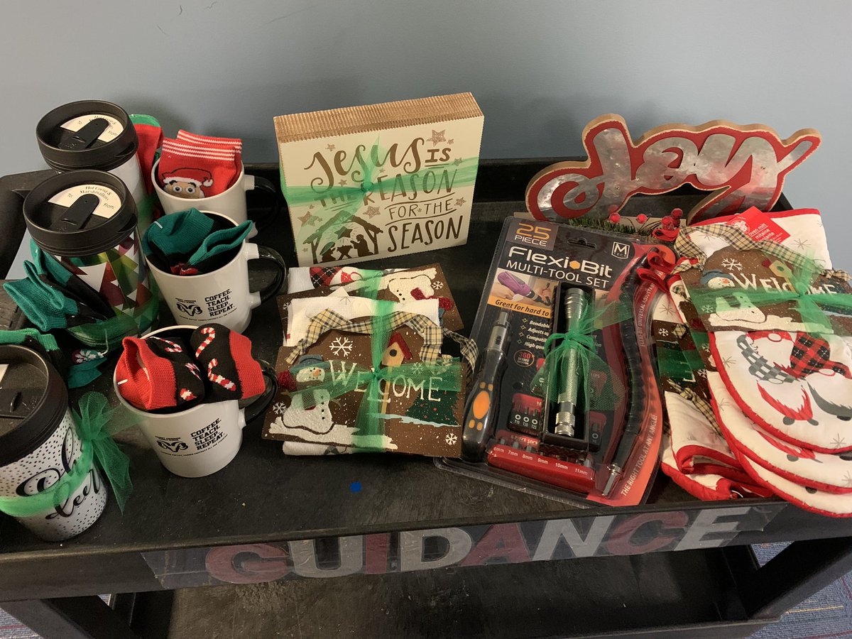 Robert Anderson (@ramiddle_rams) on Twitter photo Beginning to look a lot like RAMS 12 Days of Christmas! Excited about spoiling our teachers with the 1st 4 days: ornaments, popcorn bar, S’mores & Prize drawings! #RAMSinspire <a href="/carrieysimpson/">Carrie Y. Simpson</a> #A5lovesourteachers <a href="/AndersonFive/">Anderson Five</a> #a5instruction Beginning to look a lot like RAMS 12 Days of Christmas! Excited about spoiling our teachers with the 1st 4 days: ornaments, popcorn bar, S’mores & Prize drawings! #RAMSinspire <a href="/carrieysimpson/">Carrie Y. Simpson</a> #A5lovesourteachers <a href="/AndersonFive/">Anderson Five</a> #a5instruction