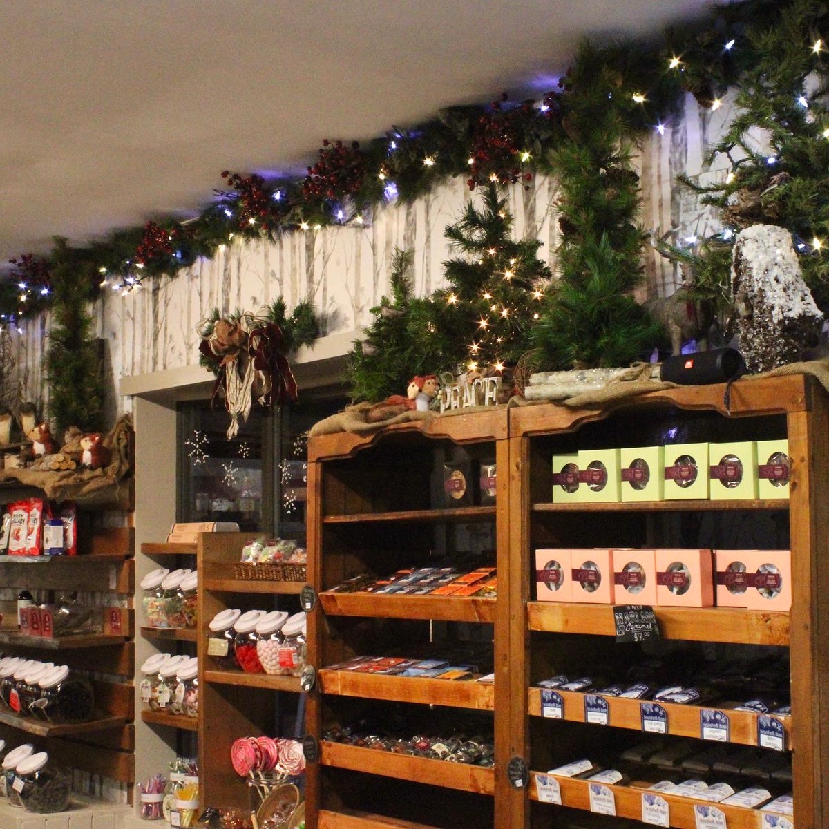 Salt Spring Chamber tweet media