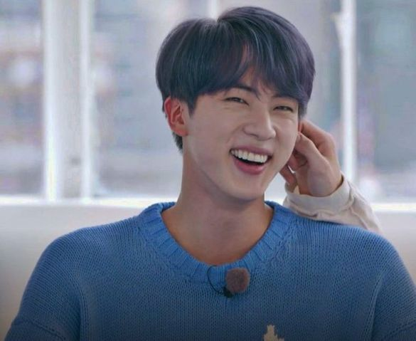Jinluvaffair's tweet photo. Is Sorry Jin trending because Super Tuna is still a viral hit and everyone loves it and we know Seokjin is gonna be super cute and embarrassed about it while his face gets red? https://t.co/3bgjDp8zus