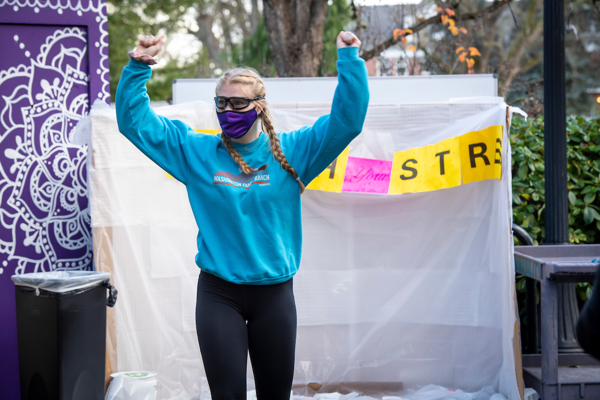 LinfieldUniv's tweet photo. SMASH your STRESS! @aslu_mac and @LinfieldWEB joined forces to sponsor a whole week of #selfcare activities for our 'Cats. Today's activity was to write on a plate all the things currently causing you stress and then to (safely) smash it! https://t.co/EHgovA8tSg