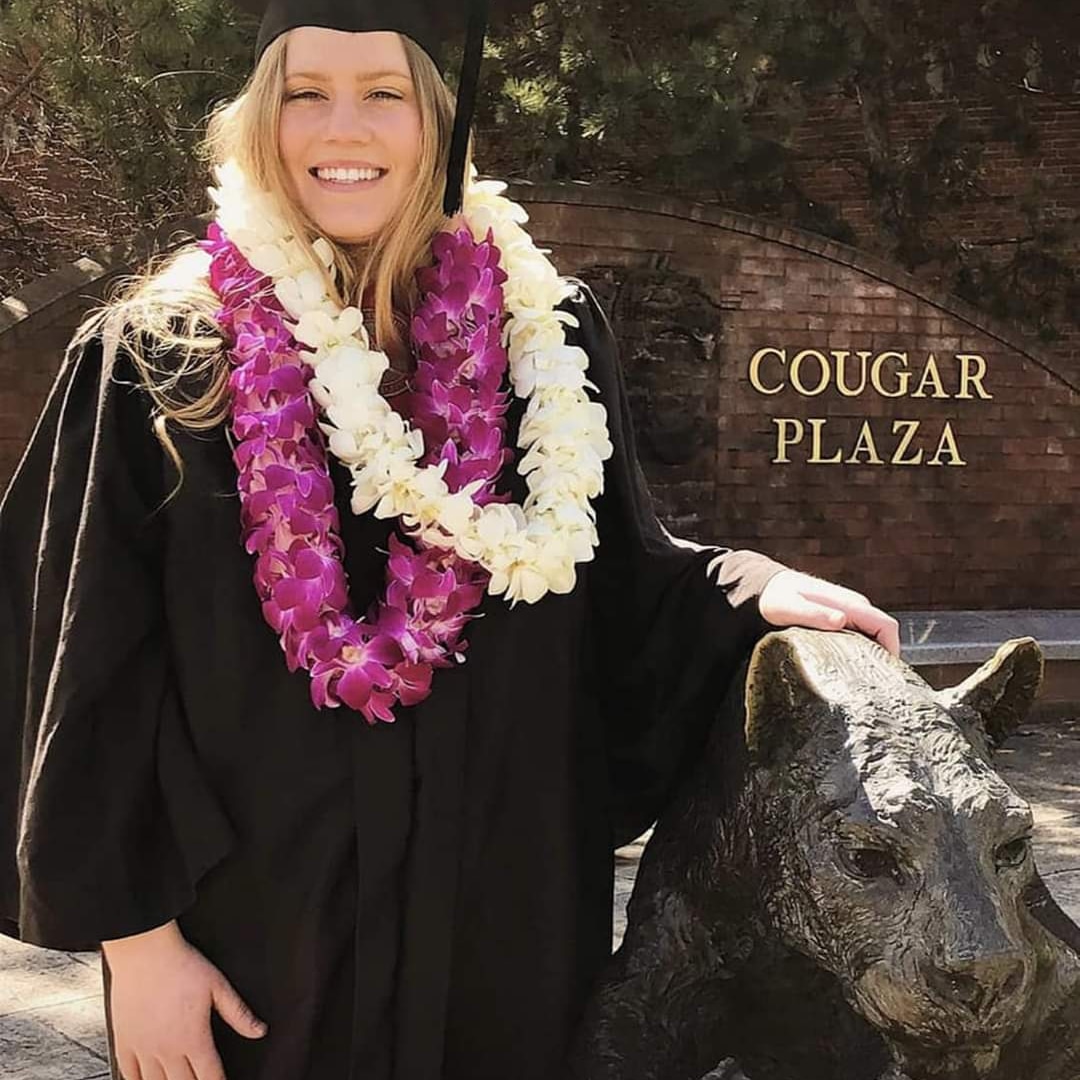 NeillsFlowers's tweet photo. WSU Fall Graduation is Saturday December 11th. There is still time to come in and get beautiful Orchid Leis. #WSUGRADUATION #WSUPULLMAN #WSUALUMNI #GOCOUGS https://t.co/5ymtY5gnQX