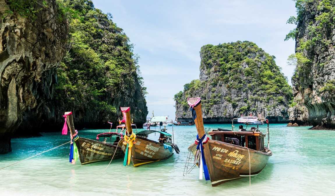PuzzlesDream's tweet photo. Interesting facts about Phuket.
Phuket is the largest island of Thailand and one of the flagships of the kingdom's tourism industry. Here, the entire infrastructure is created taking into account the needs of travelers. https://t.co/AADodzJEku