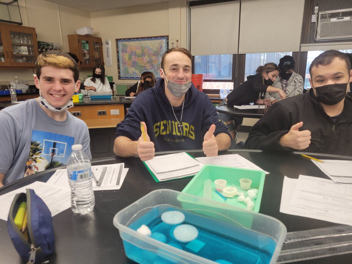 ScigsScience's tweet photo. 3 subjects...3 labs.... 1 busy day in BHS science...bubble survivorship, urinalysis, oil spill remediation #wearebethpage @CpollatosBUFSD https://t.co/UmRdqMZLDB