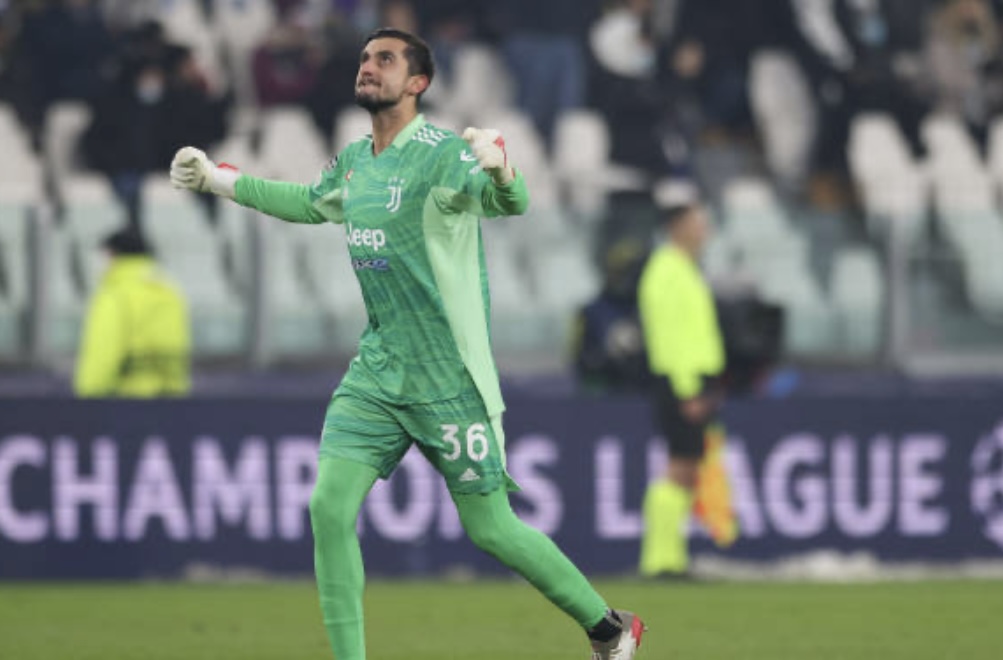 juvefcdotcom's tweet photo. JUVE HAVE WON THE GROUP!!!! https://t.co/BE1Cqkin82