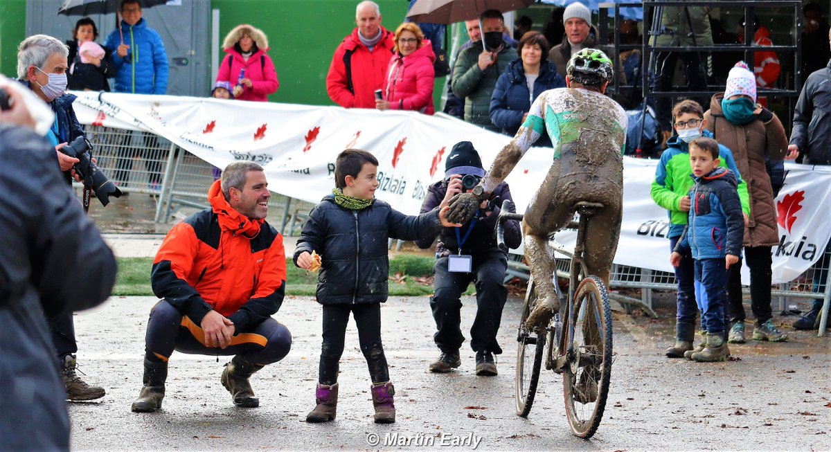 martin__early's tweet photo. @Jonathanlastra_ @CajaRural_RGA https://t.co/DAr2poP69b
