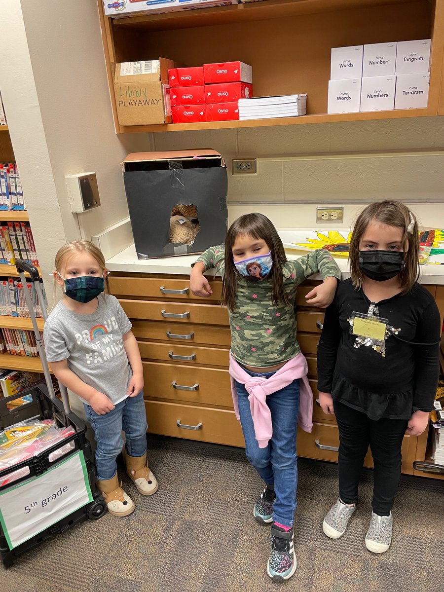 RushtonLibrary's tweet photo. December means it’s time for the bears to hibernate for the winter. 
Sweet dreams Bear Friends - see you in the Spring! 😴😴😴
@Rushton5121   @RUSmithkins https://t.co/3HmbkDgRZK