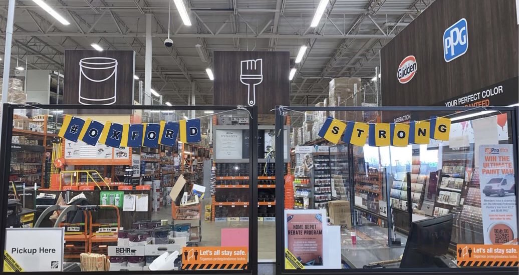 Store 2743 supporting the Oxford community ⁦<a href="/HDMikeKindig/">Mike Kindig</a>⁩