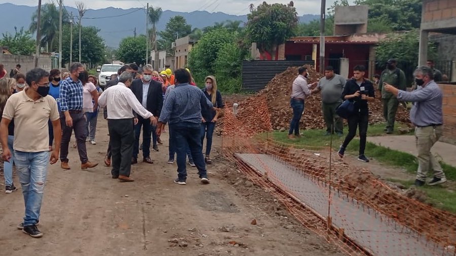 Rodriguezok_'s tweet photo. Todo esto fue posible gracias al Presidente @alferdez, el Jefe de Gabinete de la Nación @JuanManzurOK y nuestro gobernador @OsvaldoJaldo por priorizar estas obras para la provincia. https://t.co/ejSZonbglX