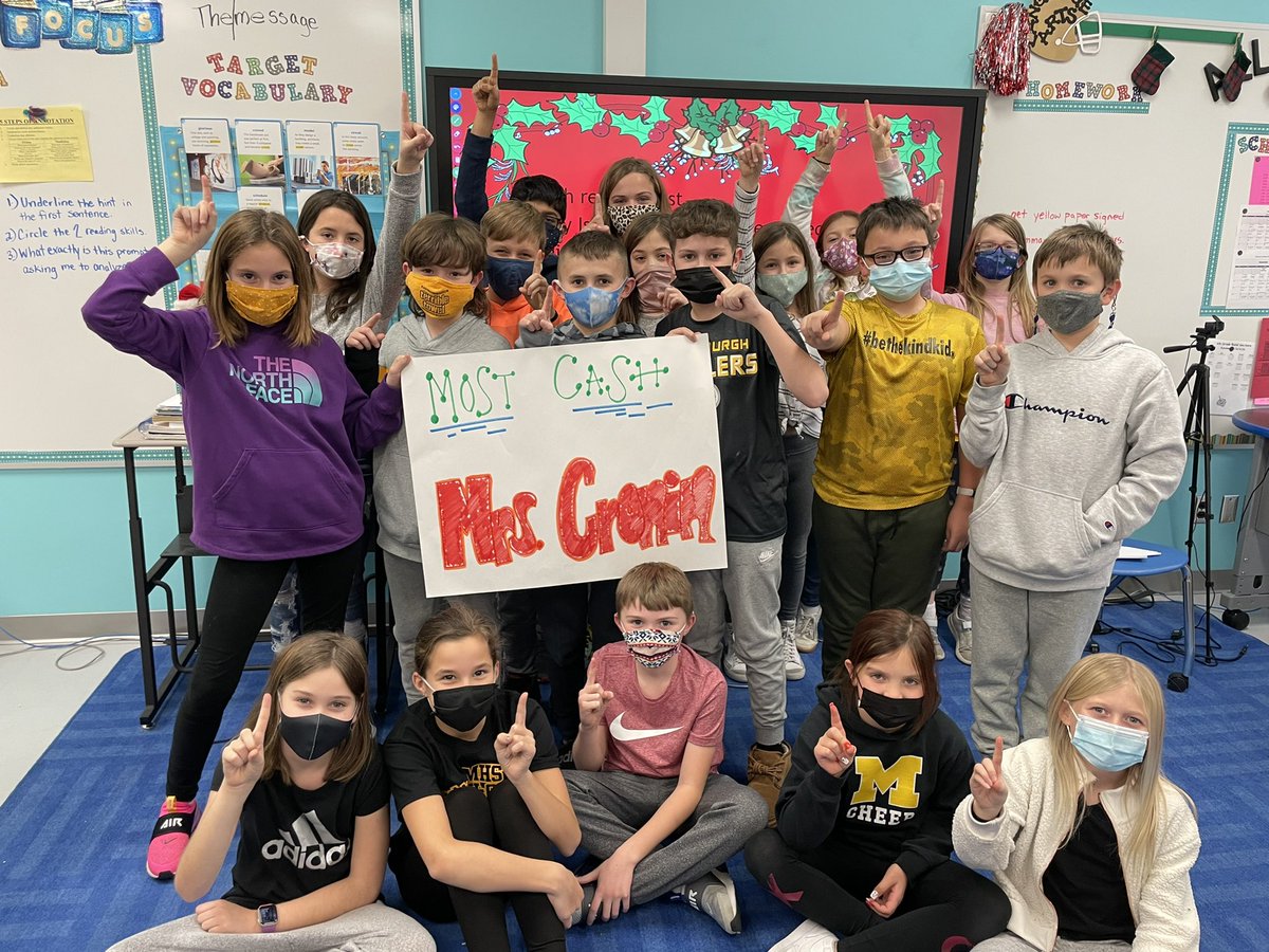 MrsCronin22's tweet photo. Most cash raised in Penny Wars! #montourproud #pennywars #myclassrocks https://t.co/BOHAKUfHd5