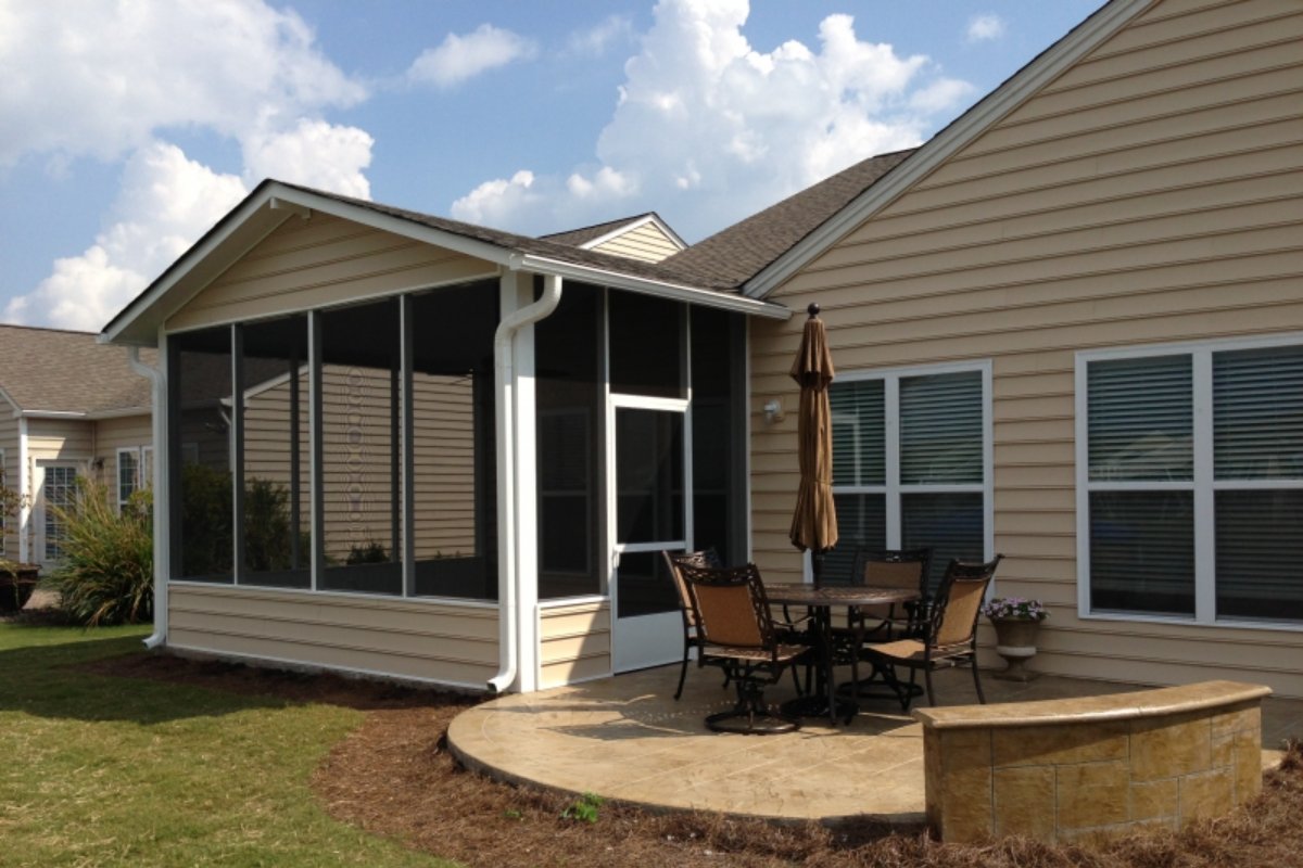 ExpressSunroom's tweet image. Before you hunker down for winter, our team will help you finish that last home project. #ExpressSunroomsCharleston