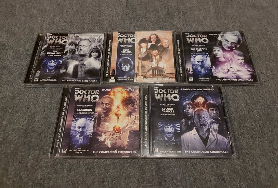 AdamMartynAMTV's tweet photo. 🚨DOCTOR WHO GIVEAWAY🚨

Our next festive offering is a selection of Companion Chronicles up for grabs!

- The Dying Light
- Luna Romana
- The Sleeping City
- Starborn
- Second Chances

To have a chance of winning these for FREE, just follow the instructions below...

#DoctorWho https://t.co/OtcrcMWy5r