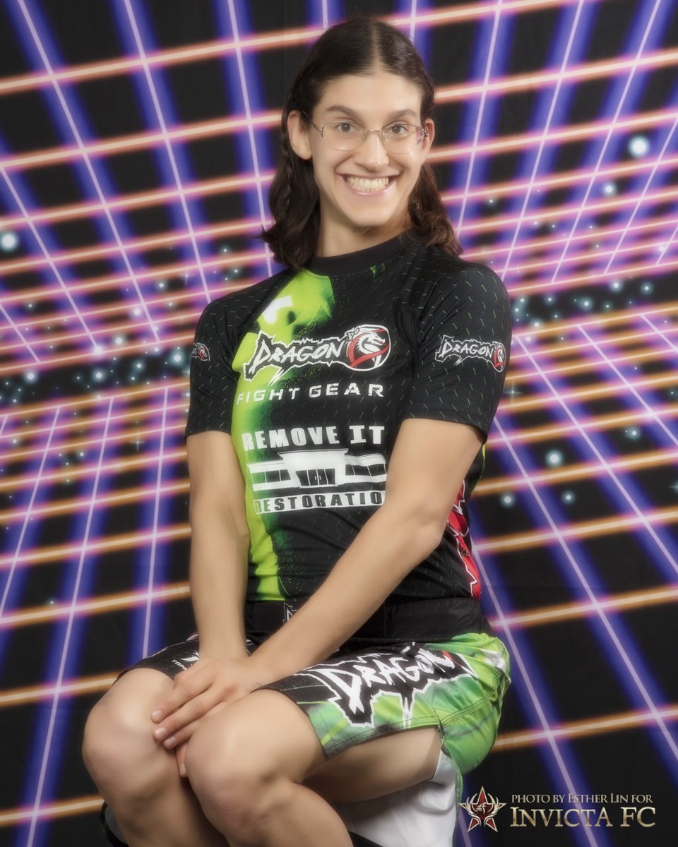 thewmma's tweet photo. InvictaFights @jenmillsap π
from #InvictaFC19. https://t.co/addFt3cQwm #wmma