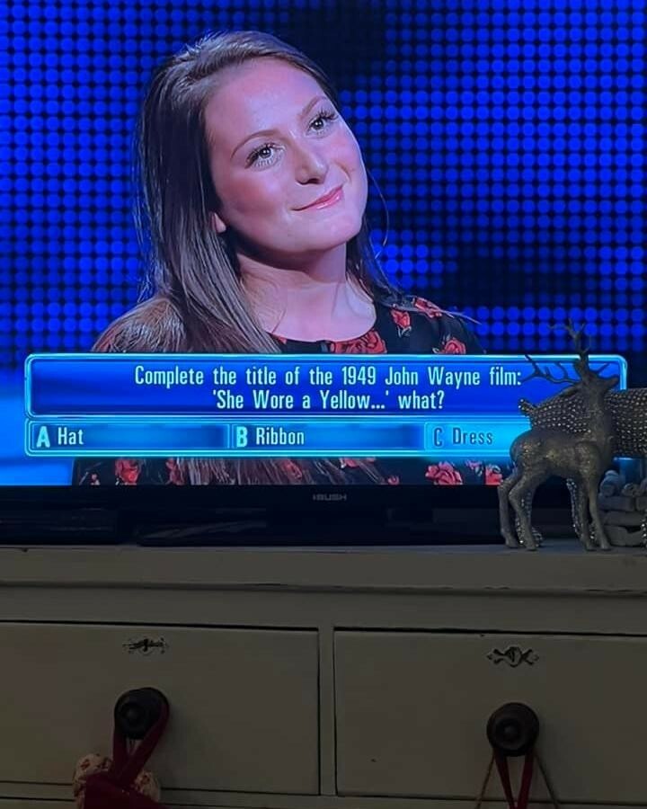 minkymoos1's tweet photo. Watching my lovely Bianca on the Chase tonight! Go beautiful girl ❤️❤️ https://t.co/FXbzdXqmIF https://t.co/RsavnsEeYU