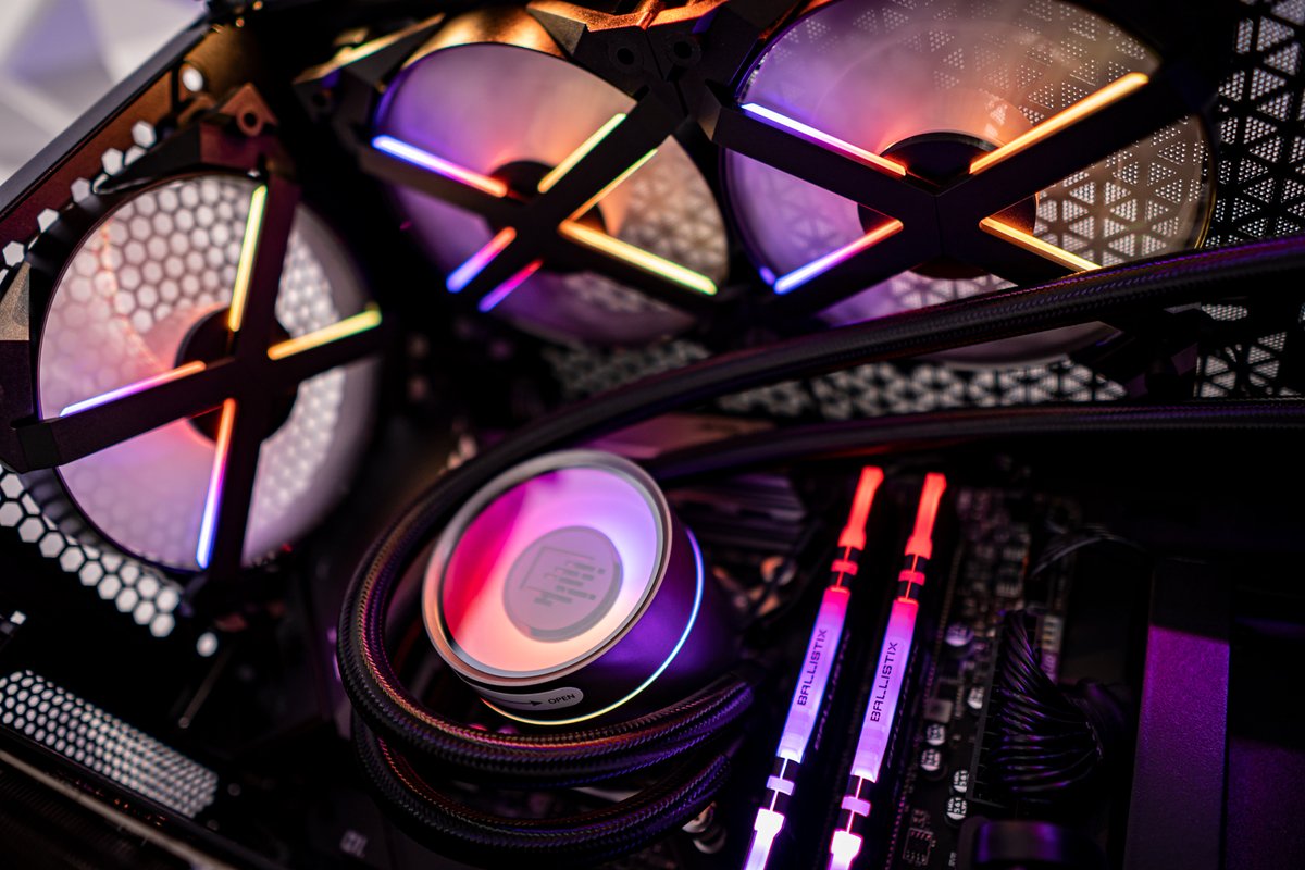 StinceBuilt's tweet image. We're digging the @Deepcoolglobal GT fans in the @bequietofficial 500DX cases! 🔥

Who's Next?! ✅
stincebuilt.com/lets-build

#StinceBuilt #CustomPCs