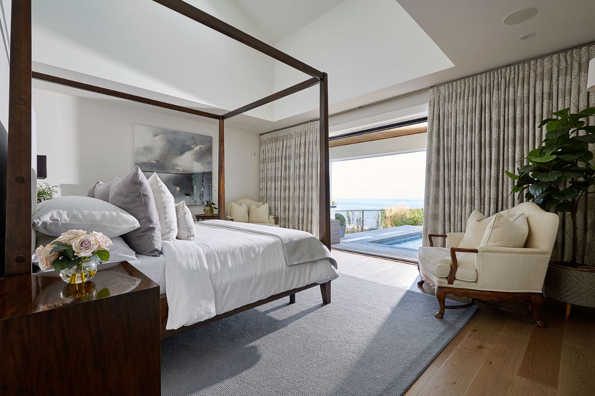JohnTrigPhoto's tweet photo. House by the water - Amazing collection of images from a newly built Oakville home. - https://t.co/Vu95Ky8uZ0 https://t.co/YsJSpJLMCa