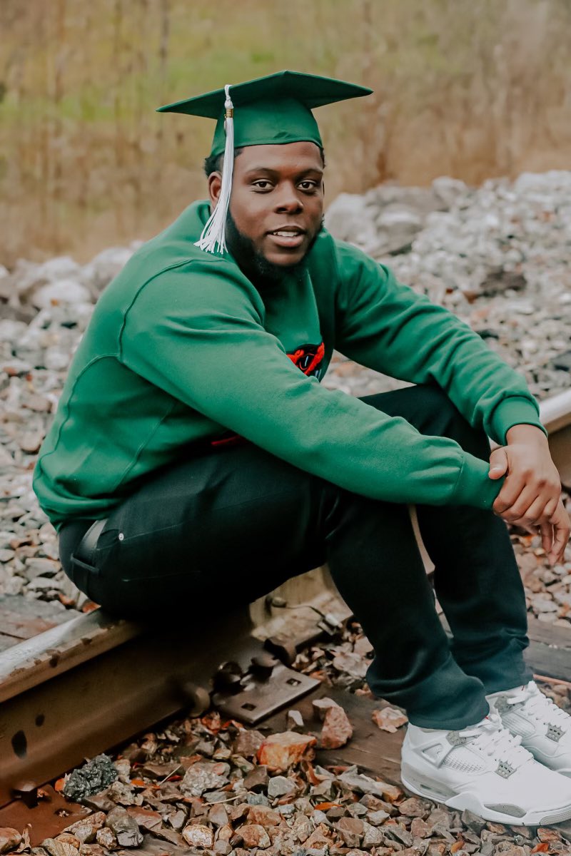 ZoronWade's tweet photo. MASTERED at 22 ⛓ https://t.co/Jd0dafjrN4