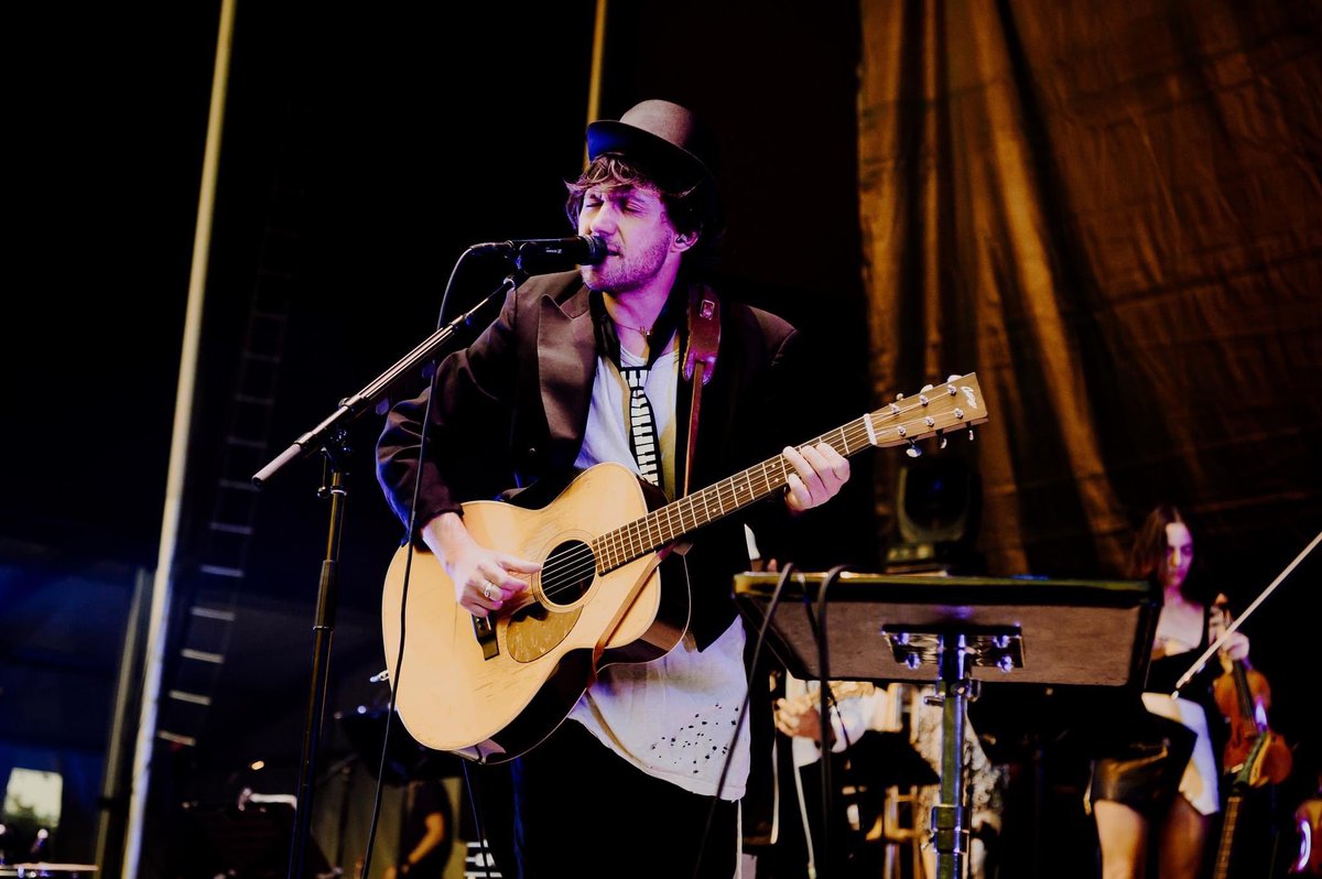 Bright Eyes tweet media