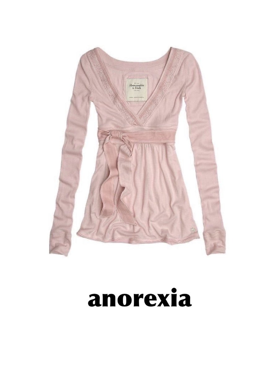 DIZZYSPO's tweet photo. i want this outfit https://t.co/zxUlmuJYjB