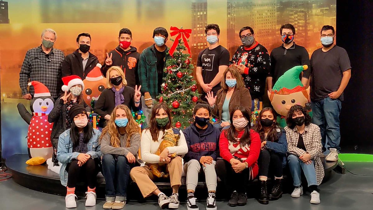 TUNE IN TODAY!!!! Show #9 at 4pm on fresnostatefocus.com for our Spanish/Christmas show! <a href="/FSMCJDept/">MCJ Department</a>
