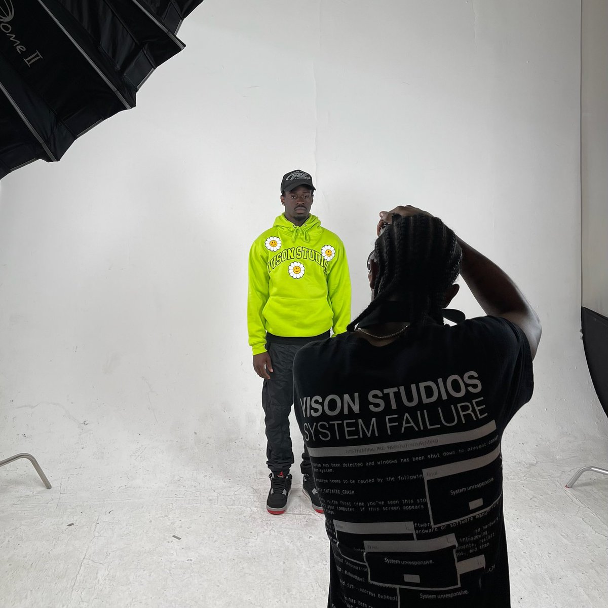 visonstudios's tweet photo. BTS from our Fall ‘21 Shoot ✨ https://t.co/KD2j4nkU5H
