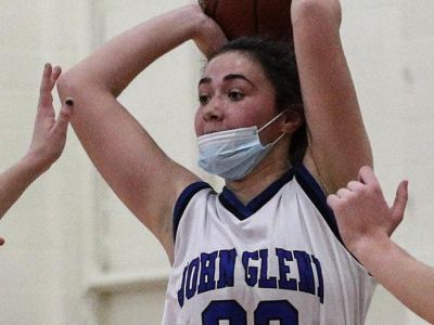 NewsdayHSsports's tweet photo. Here's our annual look at the top 100 girls basketball players on Long Island for this season https://t.co/rChHjD10Tg https://t.co/3iIjwBdOUB