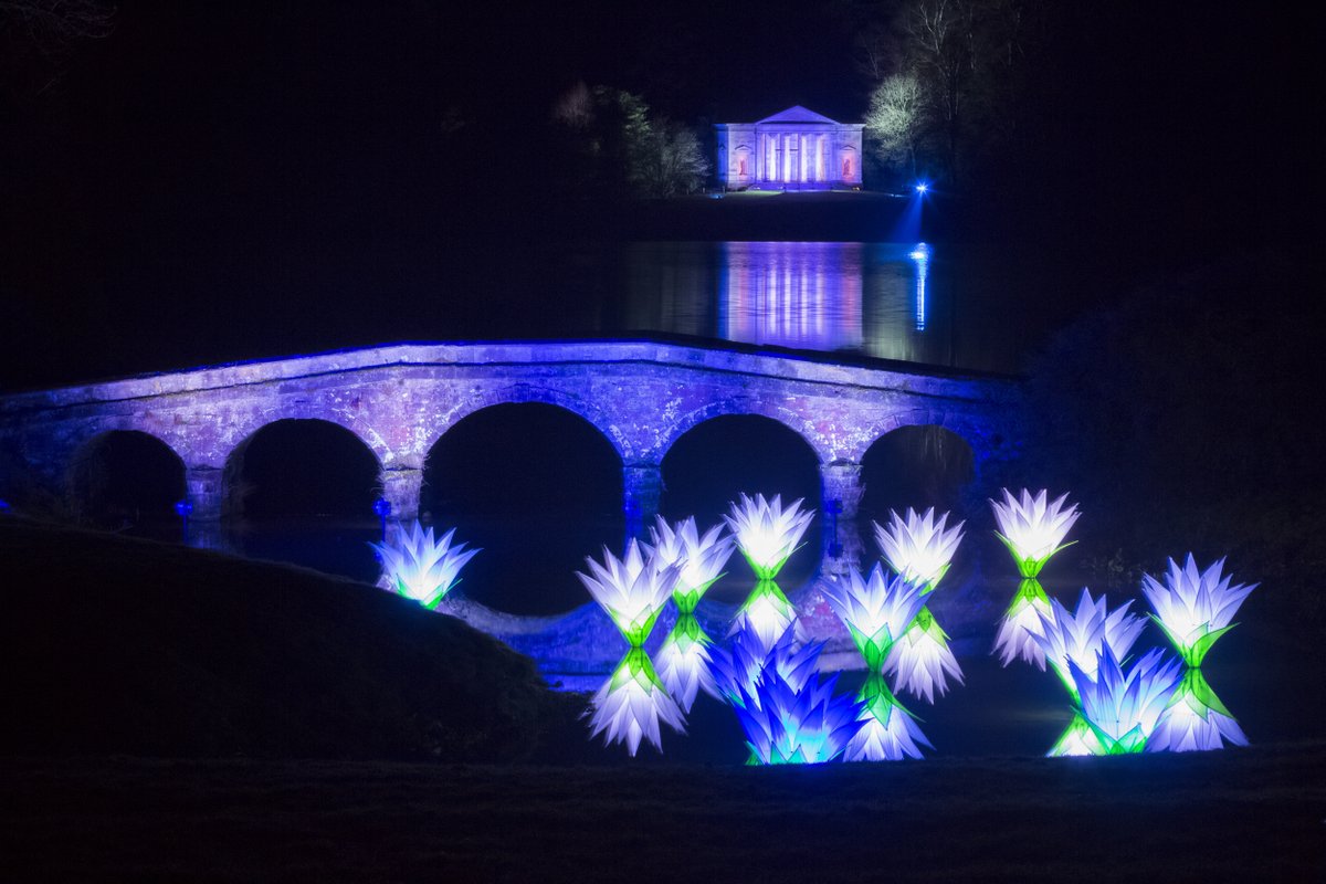 See your favourite places come alive at a Christmas light show near you: ow.ly/5hN350H44gz 

Wrap up warm, find your woolliest scarf and treat yourself to a hot chocolate or a mince pie as you take in the unforgettable show.